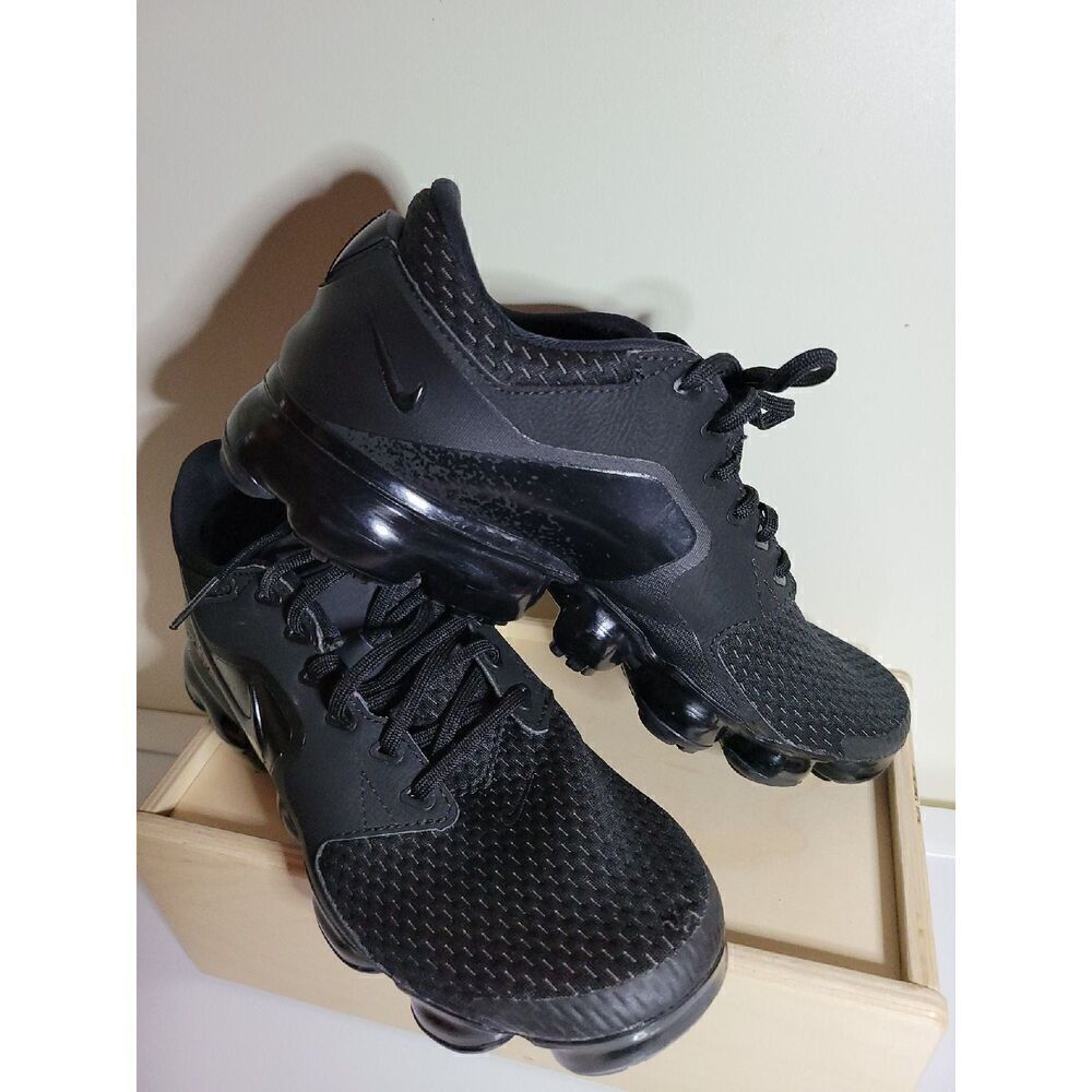 Nike Air VaporMax Flyknit 3.0 Triple Black Size 7Y